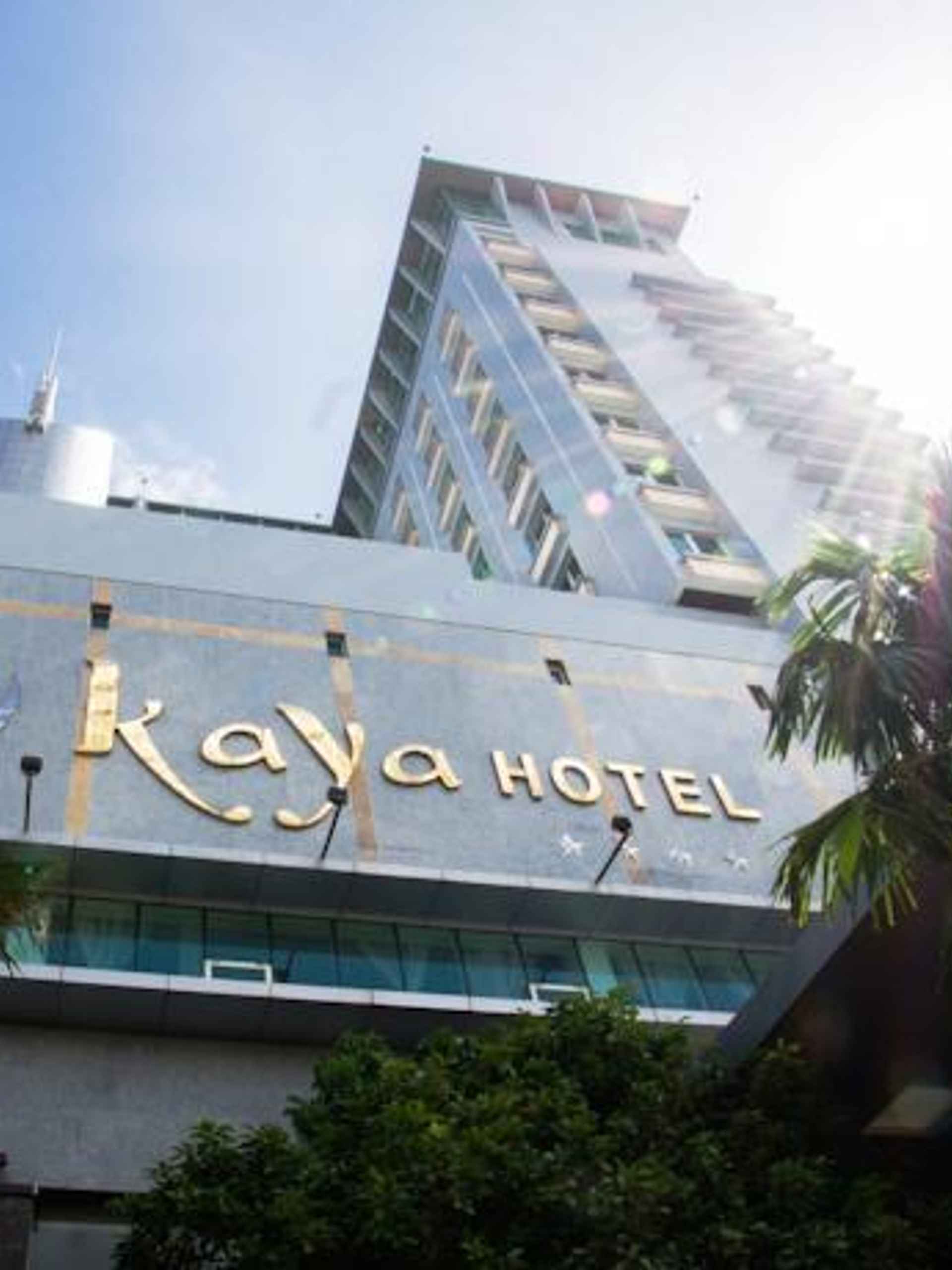 Bên ngoài Kaya Hotel