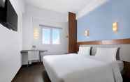 Kamar Tidur 3 Amaris Hotel Serpong Tangerang