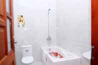 In-room Bathroom Hotel 68 Quang Binh