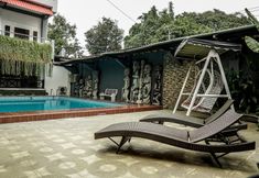 Swimming Pool 7 Airlangga Hotel