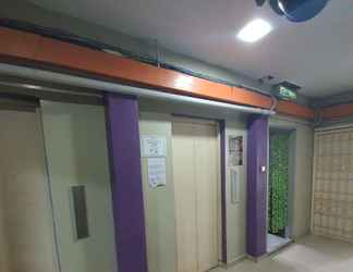 Lobi 2 OYO 90138 Hotel Elwarda Klcity