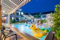 สระว่ายน้ำ Bronte BnB Pool Villa Cha Am