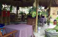 Restoran 2 Ocean View Homestay