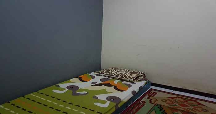 Kamar Tidur Rumah Agnia