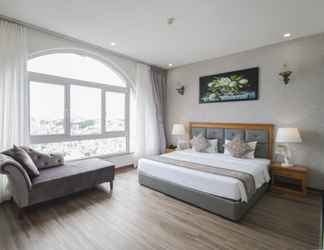 Phòng ngủ 2 Acnos Grand Hotel