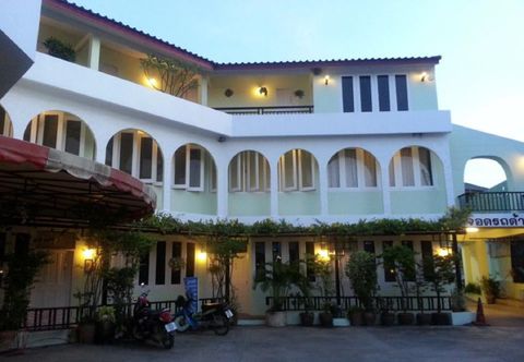 ภายนอกอาคาร Casa Holiday Hotel SHA