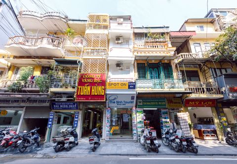 Bên ngoài Hanoi Queen Hotel