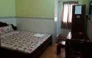 Bedroom 7 Phu Cam Hotel