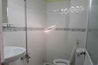 In-room Bathroom Phu Cam Hotel