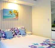 Bedroom 5 Luxury Room at Apartment Bogor Icon by Harya