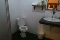 Toilet Kamar Asiana House