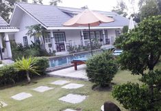 Exterior 3 Suksompong Resort