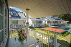 卧室 Suksompong Resort