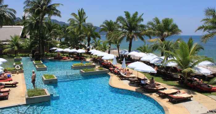 Hồ bơi Mukdara Beach Villa & Spa Resort