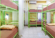 Bedroom 7 Bunk Bed and Breakfast Dormitory