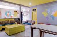 Ruang untuk Umum Bunk Bed and Breakfast Dormitory