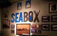 Lobby 5 Seabox Hostel Khaolak
