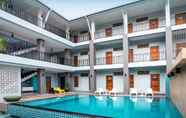 สระว่ายน้ำ 5 Hotel Rukcozy Khao Lak