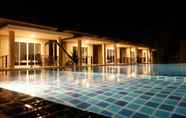 สระว่ายน้ำ 7 The Oasis Khaolak Resort