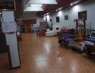 Lobby 2 Khaolak Traveller Lodge