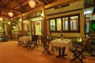 Restoran Village Moon Villa