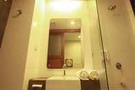 In-room Bathroom Adys Inn