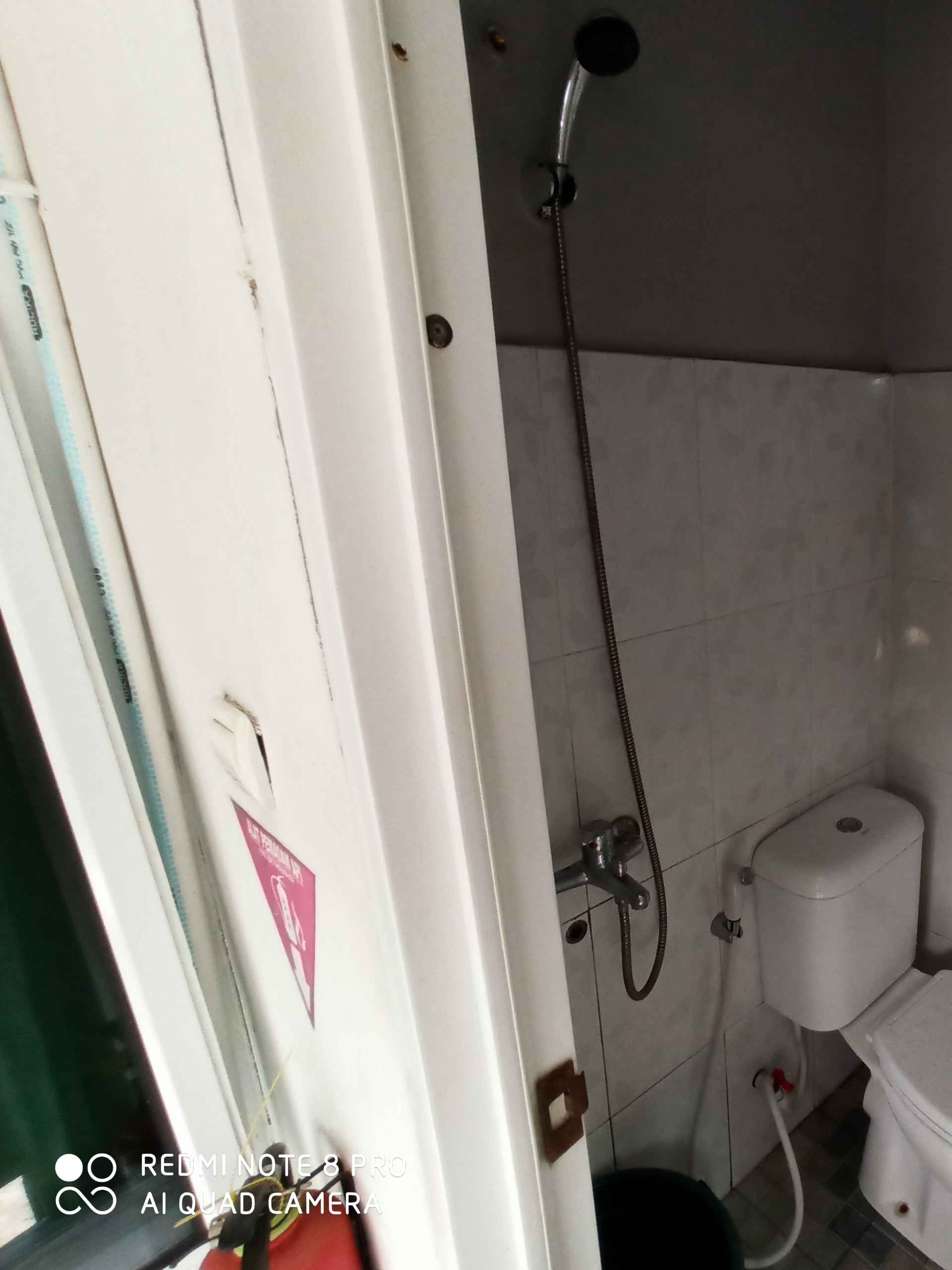 In-room Bathroom Comfort Room near Sentul City Mall at Magda Homestay (MGD5)
