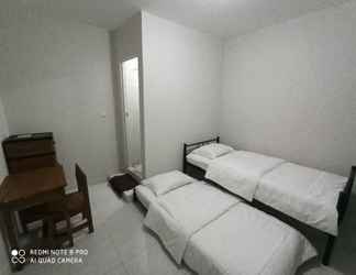 Bedroom 2 Comfort Room near Sentul City Mall at Magda Homestay (MGD5)