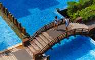 Swimming Pool 6 Baan Laimai Beach Resort and Spa
