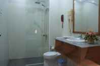 Toilet Kamar Saigon Can Tho Hotel