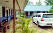 Bangunan 5 Rose Inn Motel