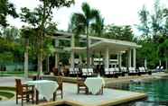 บาร์ คาเฟ่ และเลานจ์ 3 Tanjung Rhu Resort