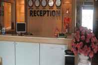 Lobby Mai Villa Hotel 5 - Trung Hoa Nhan Chinh