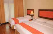 Kamar Tidur 7 NUWIS Hotel & Convention