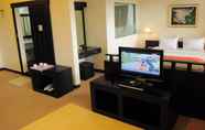 Kamar Tidur 5 NUWIS Hotel & Convention