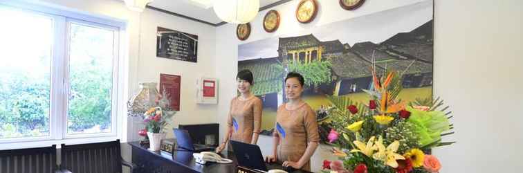 Sảnh chờ Golden Bell Backpacker Hotel & Pool Bar