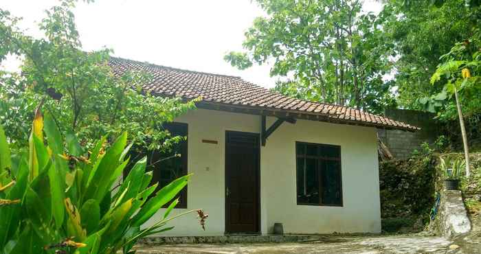 ภายนอกอาคาร 1 Bedroom Cottage in Pantai Kukup at Winahyu Resort