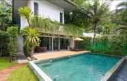 Kolam Renang 6 Kamala Duplex 1-Bedroom Apartment