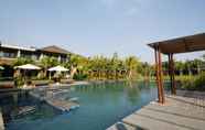 สระว่ายน้ำ 7 Pattara Resort and Spa