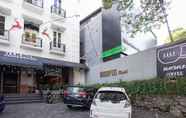 ภายนอกอาคาร 2 HEINE Hotel & Resto