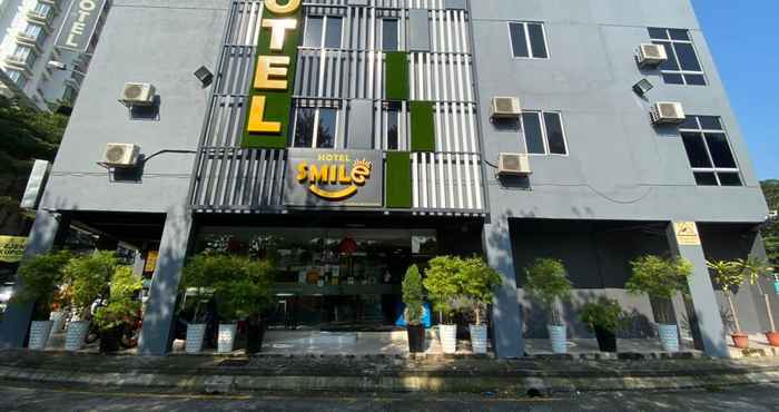 Bangunan Smile Hotel Selayang Point