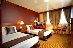 Oxford Hotel , Rp 1.428.542