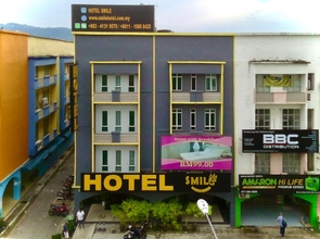 Luar Bangunan 4 Smile Hotel Danau Kota