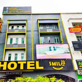 Exterior / Building 1 Smile Hotel Danau Kota, Surau Jumaat Al-Hikmah Hotels