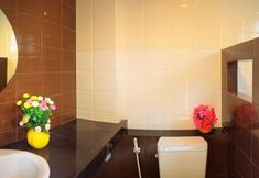 In-room Bathroom 2 Siri Serviced Apartment