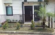 ภายนอกอาคาร 3 Two Bedroom near Secret Zoo at Villa Purimas Batu