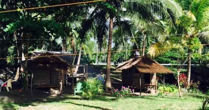 Bangunan Kingki Beach Village