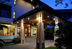 ภายนอกอาคาร 5 President Hotel Udon