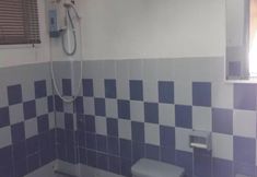 Toilet Kamar 7 Relaxing Studio Retreat at Cocobay