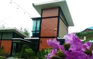 ภายนอกอาคาร 7 The One House Resort Pakchong